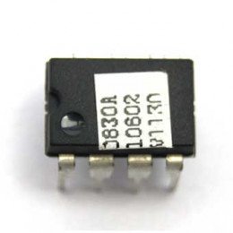 Eeprom entree rj040f2hxea pour climatiseur Samsung DB82-00830A