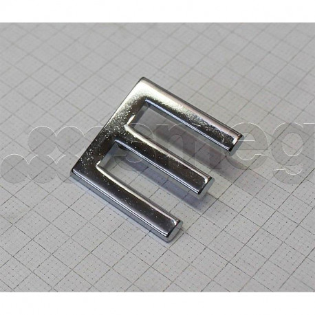 Plaquette lettre e pour refrigerateur Smeg 875850488