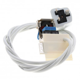Cable alimentation uk 3x1 l:17 pour lave-linge Whirlpool C00259581